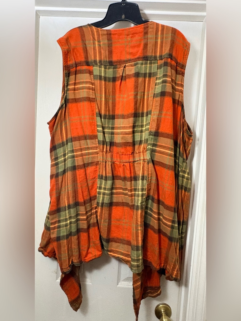 Women’s Open vest cardigan w/ pockets